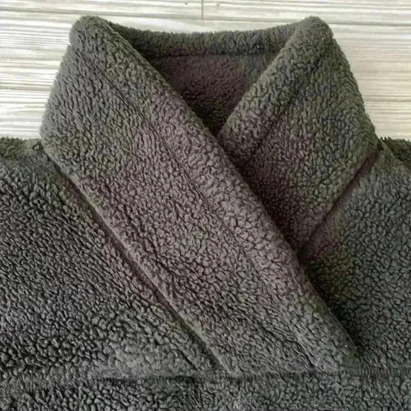 The North Face fleece - Picture 2 of 8